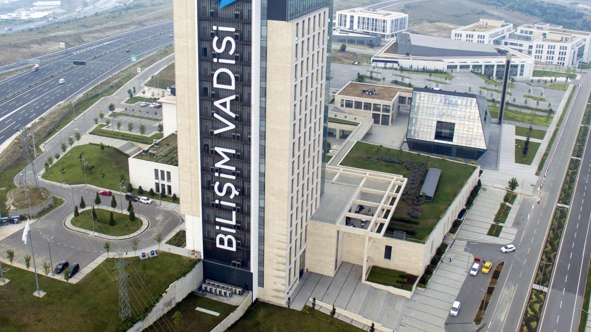 Bilişim Vadisi kule yakın çekim